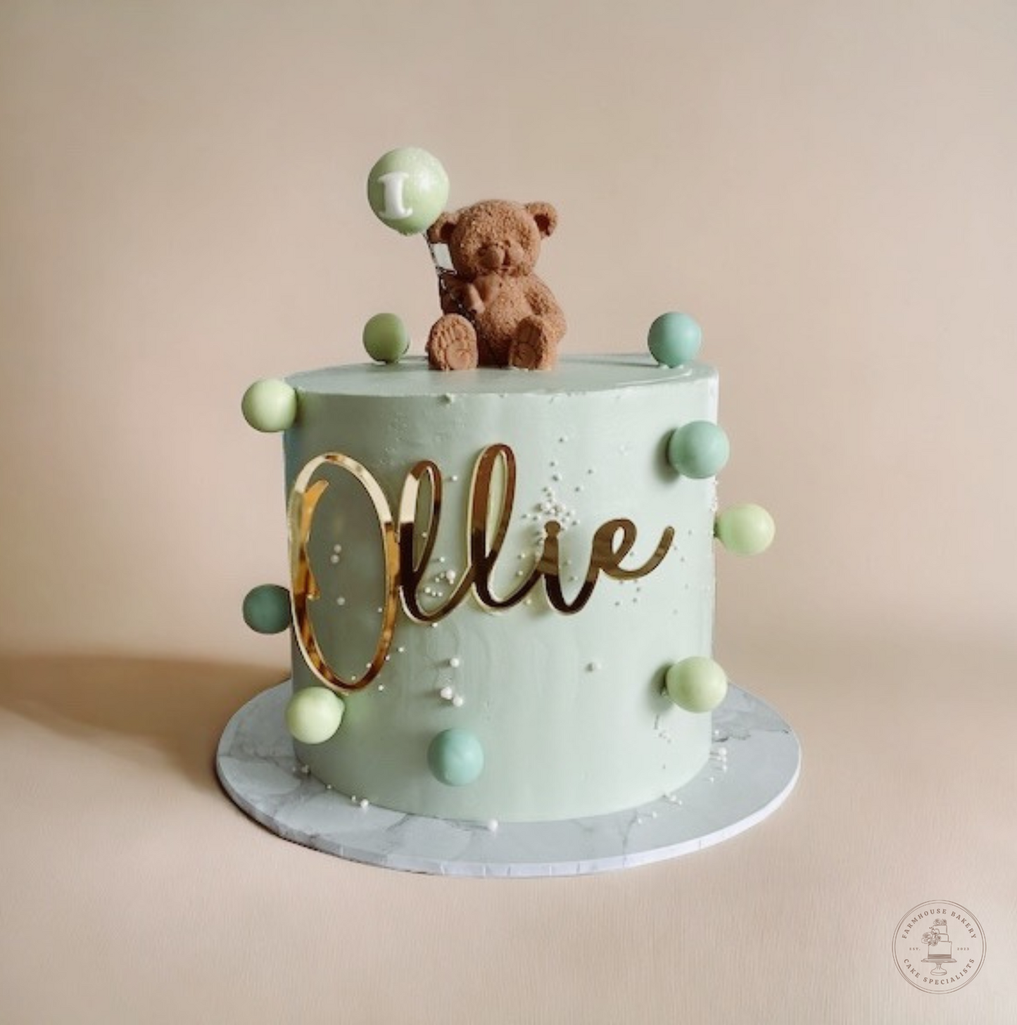 Teddy Bauble Cake