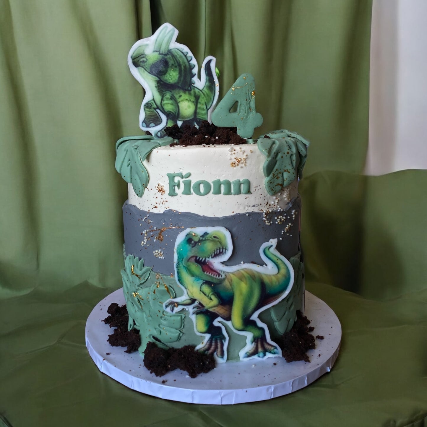 Dinosaur cake